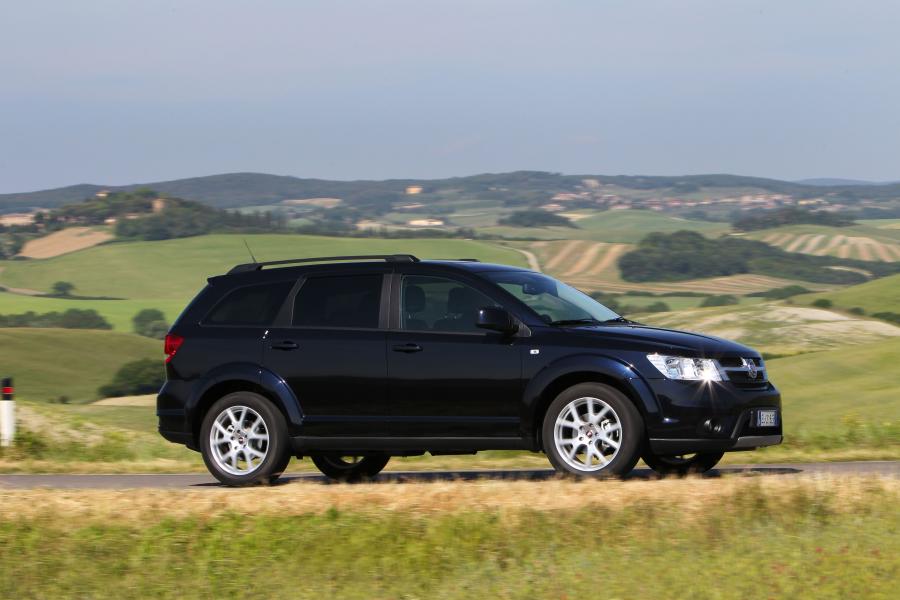  Fiat Freemont 2011 года  (фото 62 из 111)